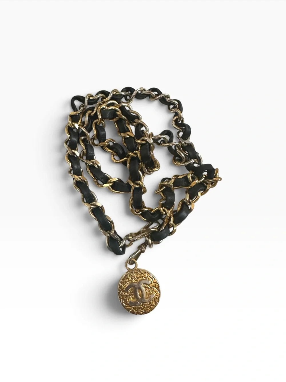 CHANEL Black and Gold Chain Necklace with CC Medallion Vintage 1982